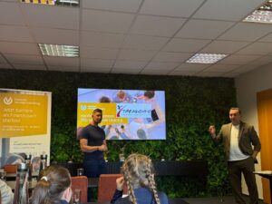 a8b50390 99d9 4b1d bc34 e140fcc243c4