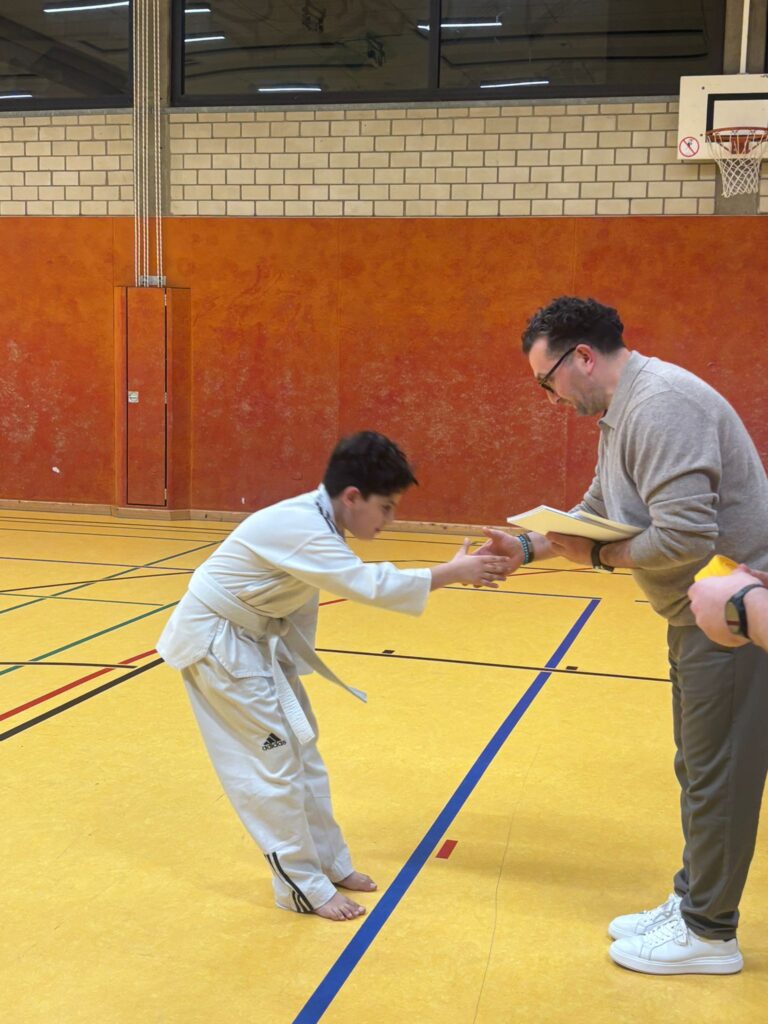 9cc647fb c3b3 46d7 bbe4 2c07e12e05d0