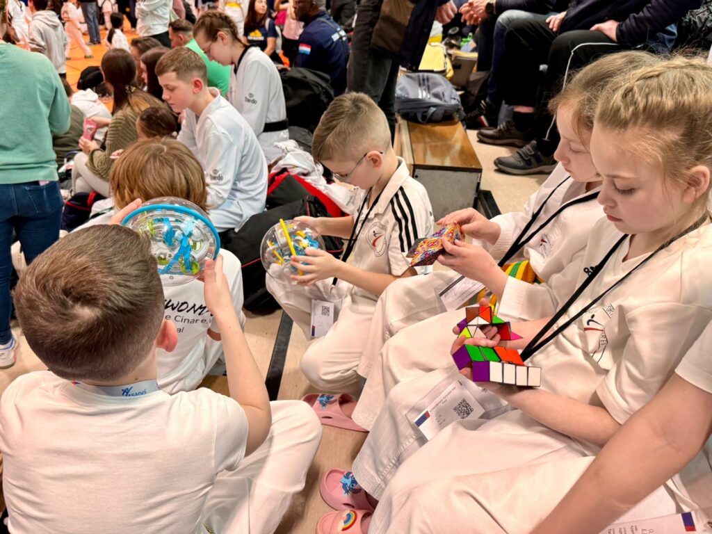 c62a2b01 151d 4aff a805 875ea6688ea3